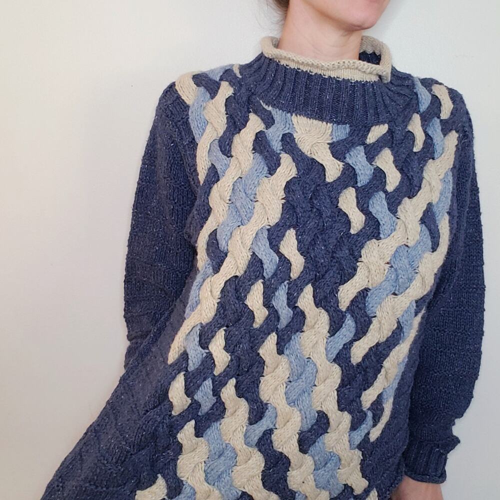 Vintage 80s Braided Ramie Wool Sweater Blue & Cream Small